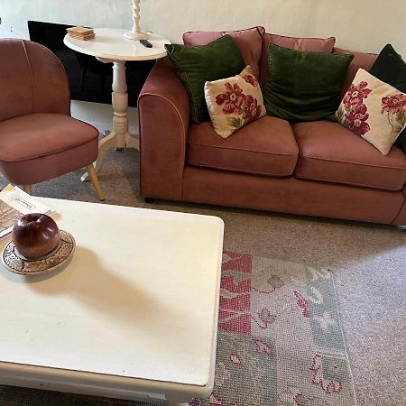2 Bedroomed Cottage Near Quay بلايكيني المظهر الخارجي الصورة