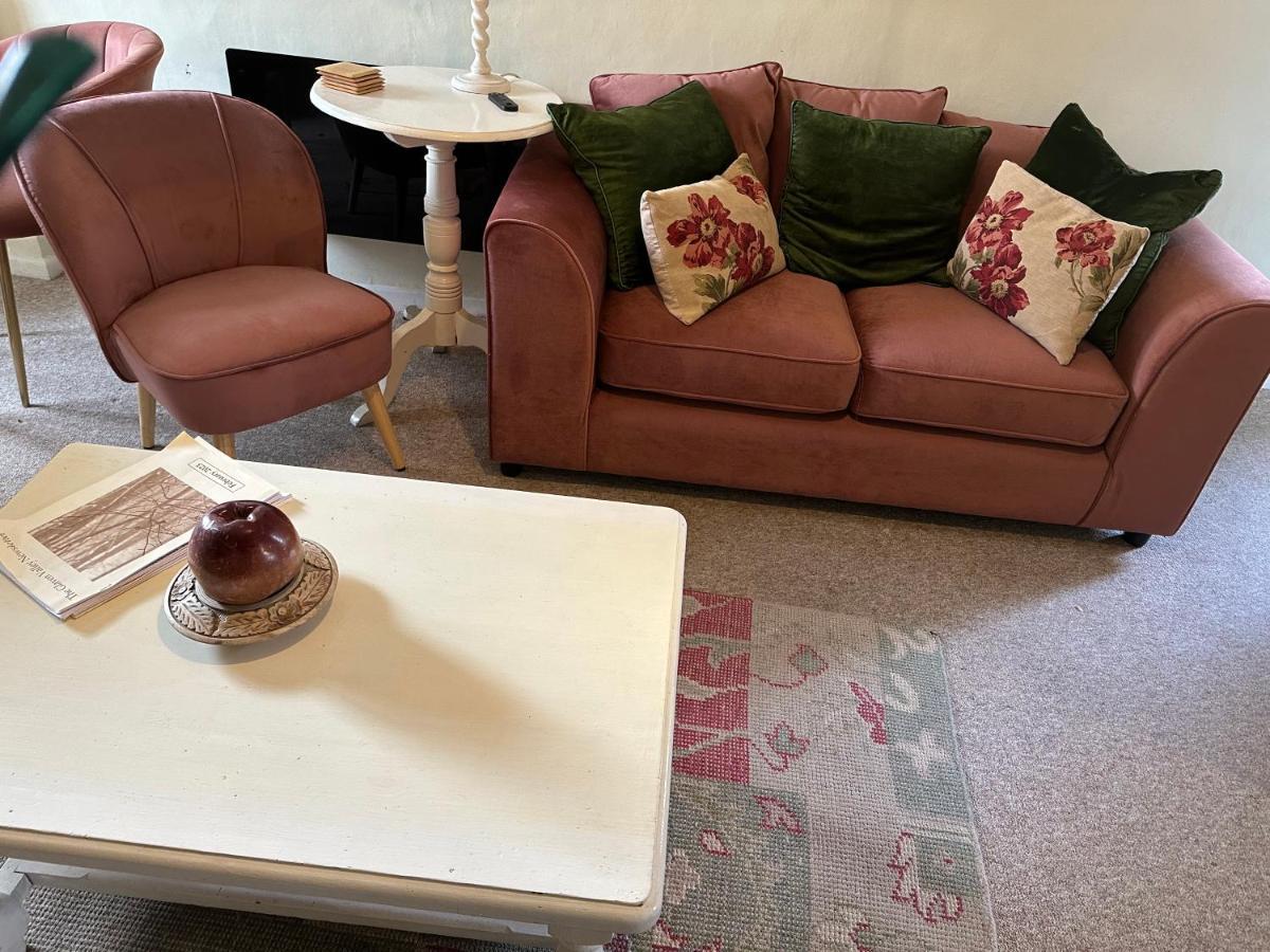 2 Bedroomed Cottage Near Quay بلايكيني المظهر الخارجي الصورة